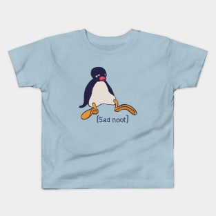 sad noot sitting penguin meme / pingu Kids T-Shirt